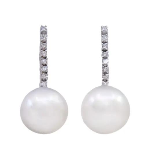 [MT32528404] Orecchini - Perle giapponesi, brillanti 0,16ct G-VS1, oro 18kt. peso totale 5gr