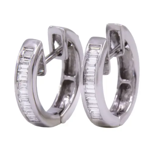 [MT32619433] Orecchini cerchi - Diamanti baguette 0,30ct. G-VS1, oro 18kt. peso totale 3,3gr