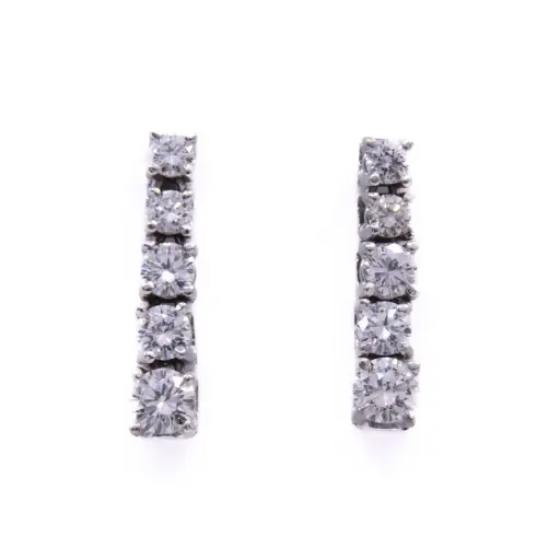 [MT32627420] Orecchini - Brillanti degradè 0,70ct. G-VS1, oro 18kt. peso totale 2.30 gr.