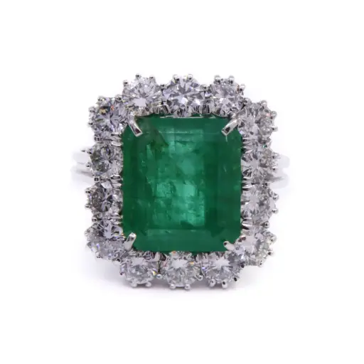 [MT32627749] Anello - Smeraldo Naturale 4,5ct. brillanti 2,10ct. H-VS, oro 18kt.
