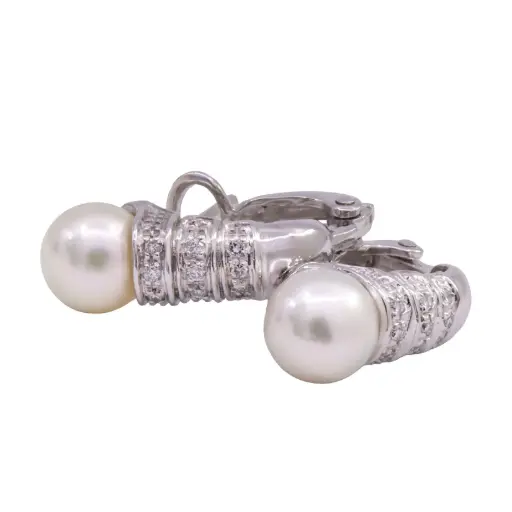 [MT32628344] Orecchini coltivate giapponesi - Brillanti 0,14ct. G-VS1 oro 18kt. peso totale 8,00 gr