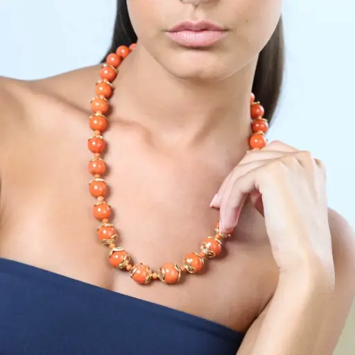 [MT32629086] Collana in corallo (grammi 101,90) - Inserti e susta in oro 18kt. (grammi 35,30)