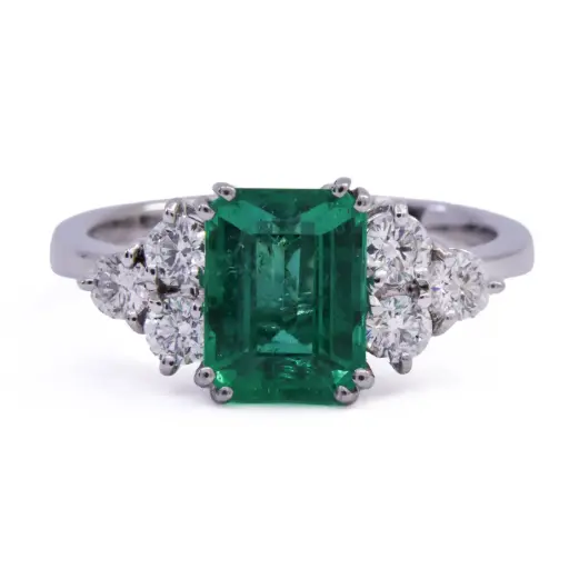 [TP132600239] Anello - Smeraldo Zambia 2,20ct. brillanti 0,56ct. F/G-VVS, oro 18kt.